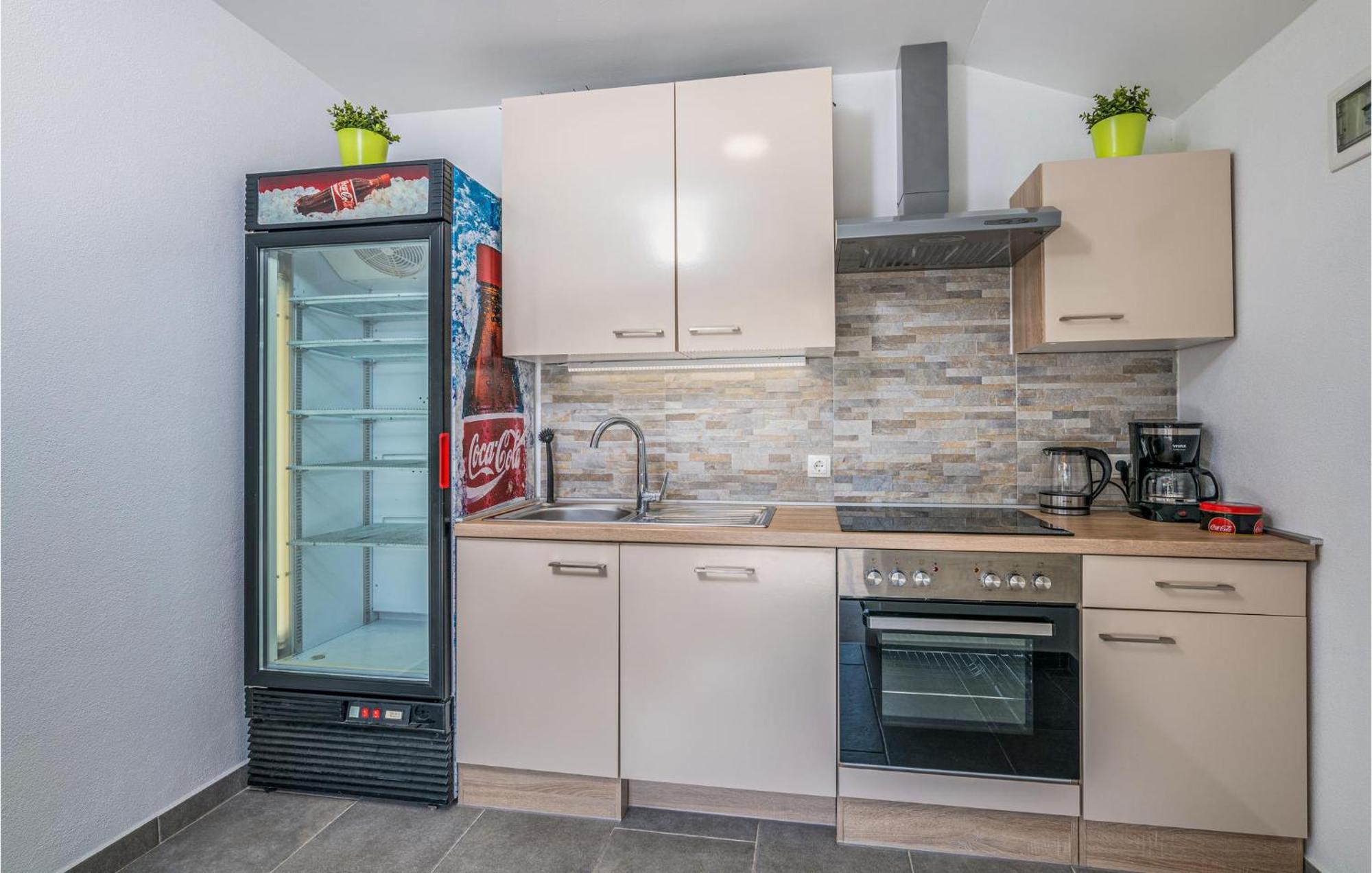 פונאנט Gorgeous Apartment In Krk With Wifi מראה חיצוני תמונה